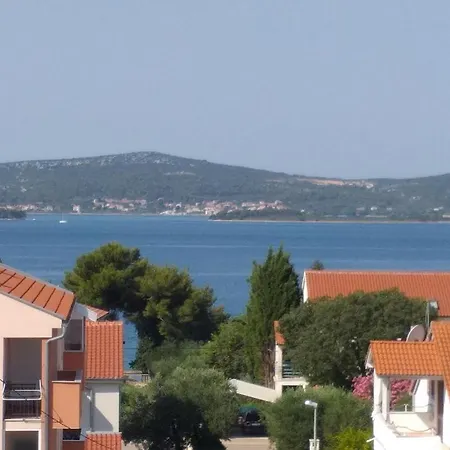 In With Sea View, Balcony, Air Conditioning, Wi-fi